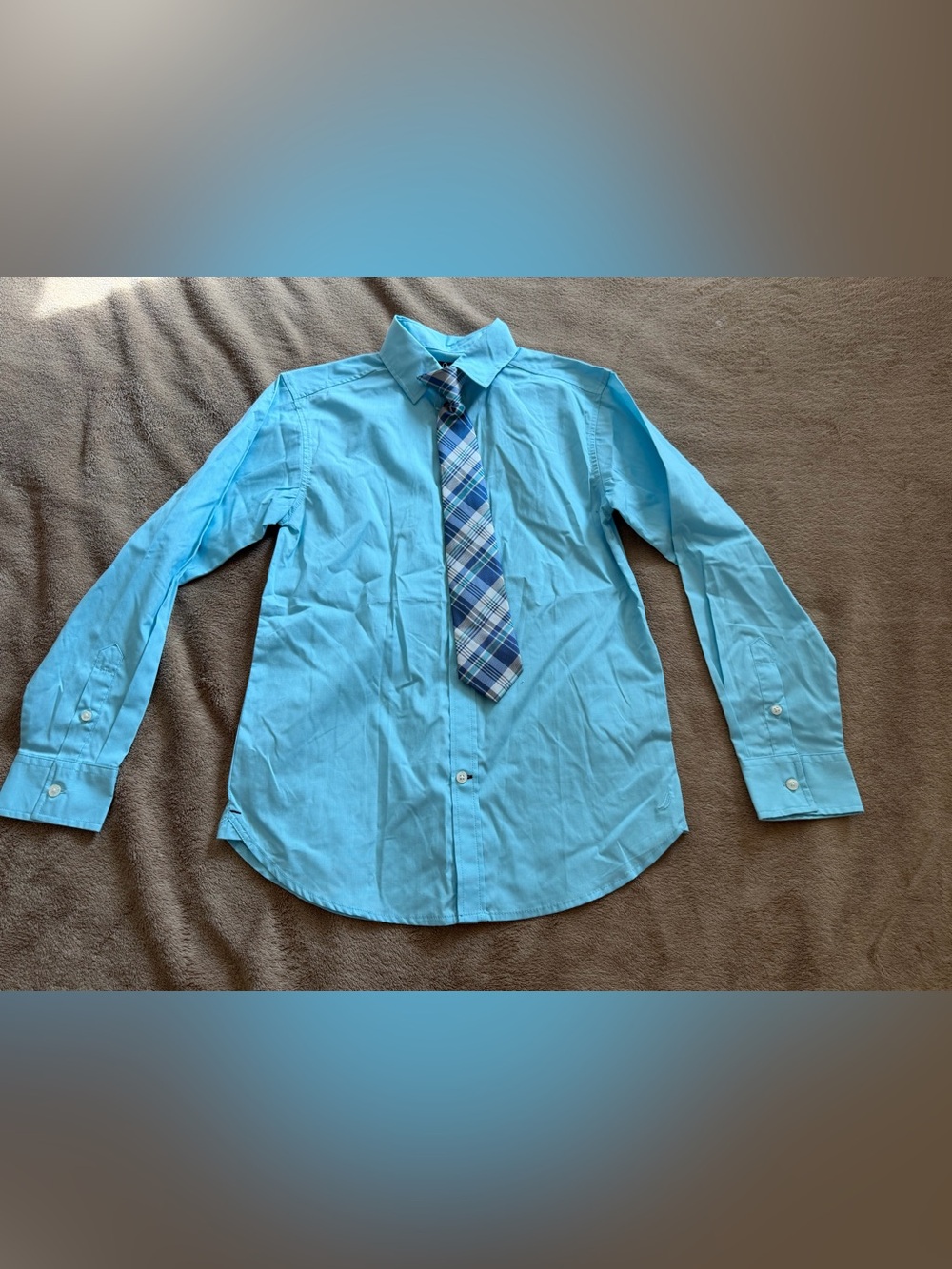 Nautica Light Blue Dress Shirt with Blue Plaid Tie